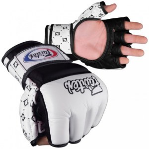 Боевые перчатки Fairtex MMA FGV17
